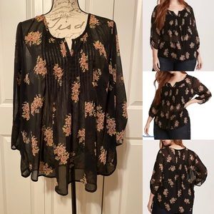 Torrid black floral chiffon pintuck blouse, 1X/XL/14